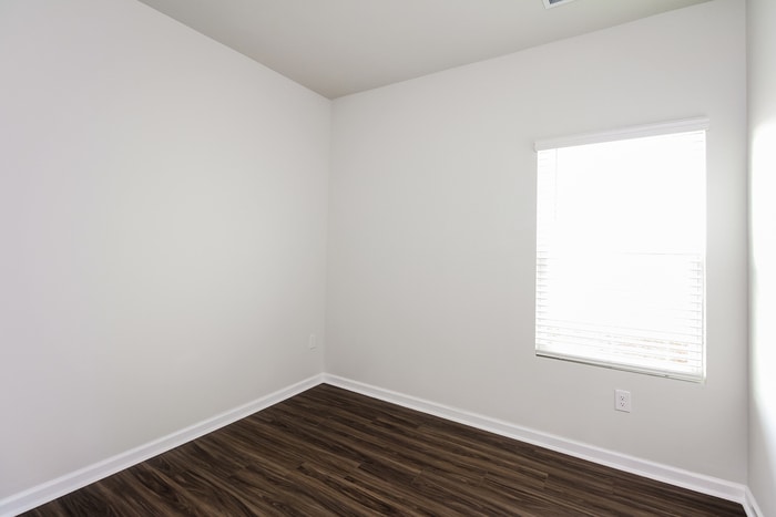 Building Photo - 204 Dorian Lp