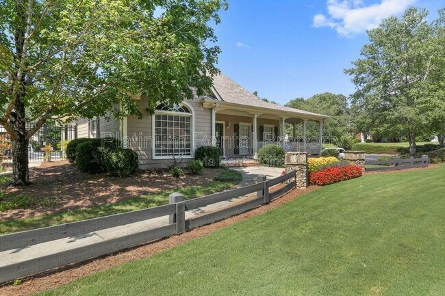 Building Photo - 925 Briars Bend