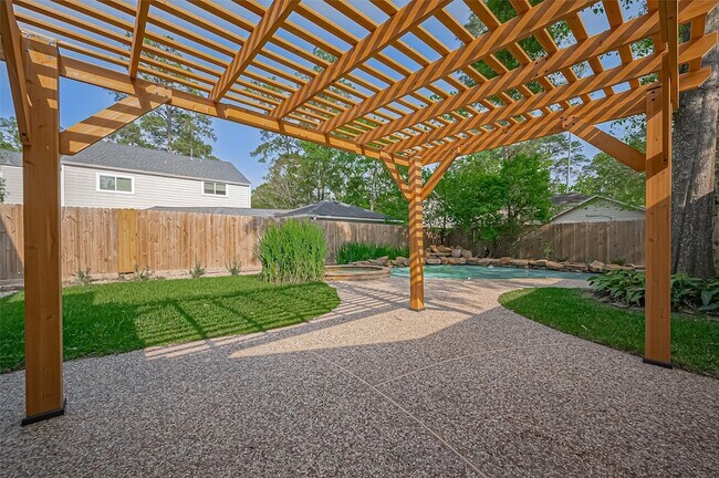 Building Photo - 3 Roserush Ct