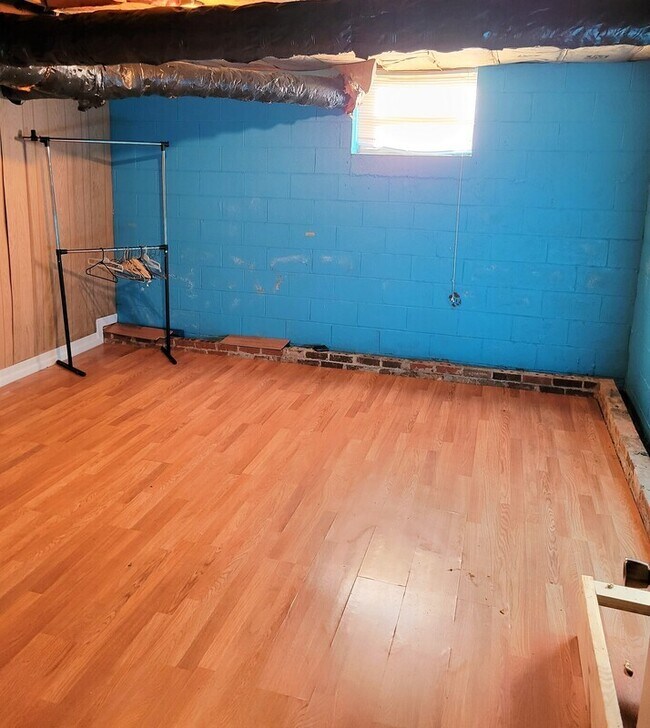 Building Photo - 49 Fenix Dr SW