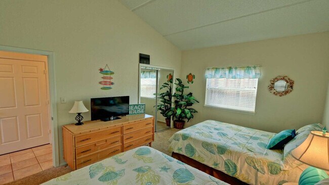 Building Photo - 129 E Morningside Dr