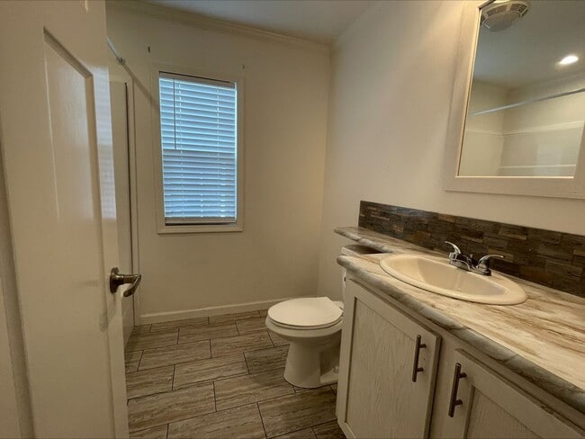 Building Photo - 4 Harbor Cove Ct