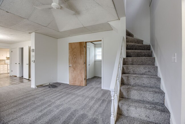 Building Photo - Cozy & Comfortable 2-Bedroom In Gretna!!