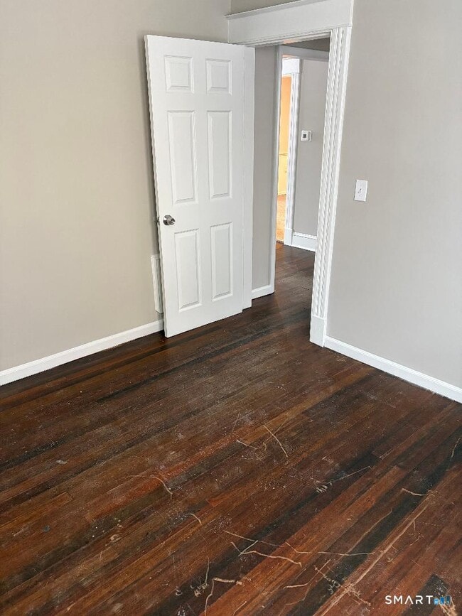 Building Photo - 38 Center St