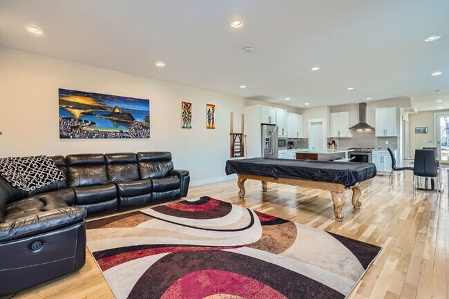 Building Photo - Available NOW! SIX MONTH LEASE - Spacious 3-Bedroom Townhouse with 3.5 Baths in Vibrant Sloans Lake!
