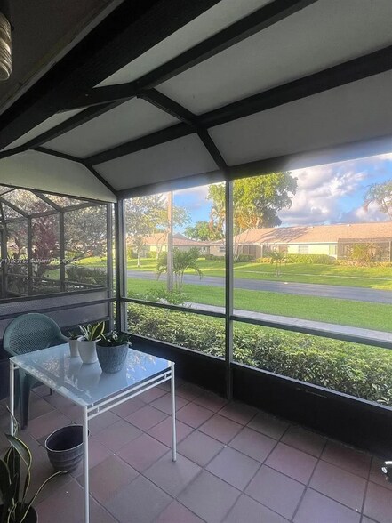 Building Photo - 18906 Schooner Dr