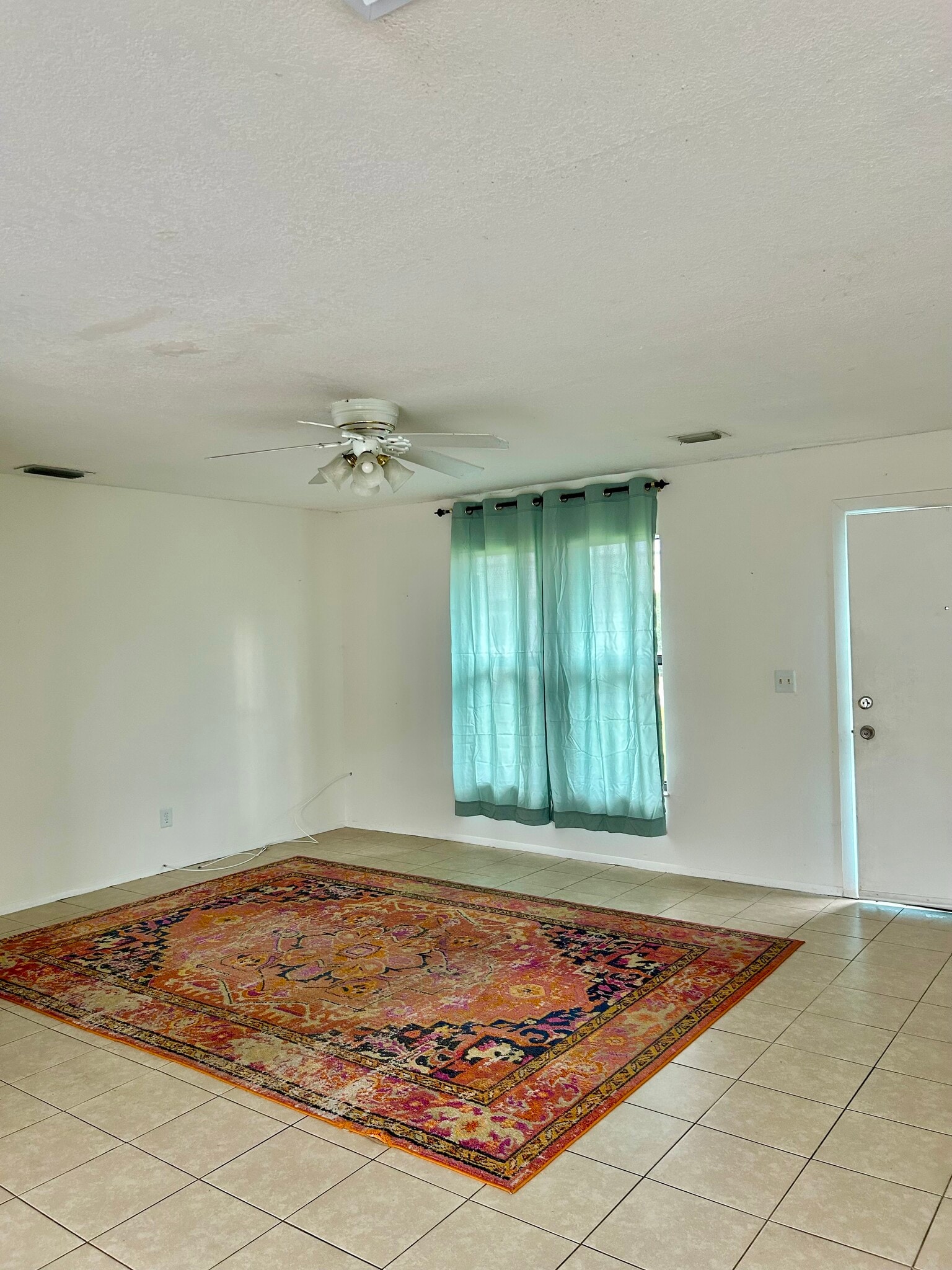 Building Photo - 9149 Shaddock Rd E