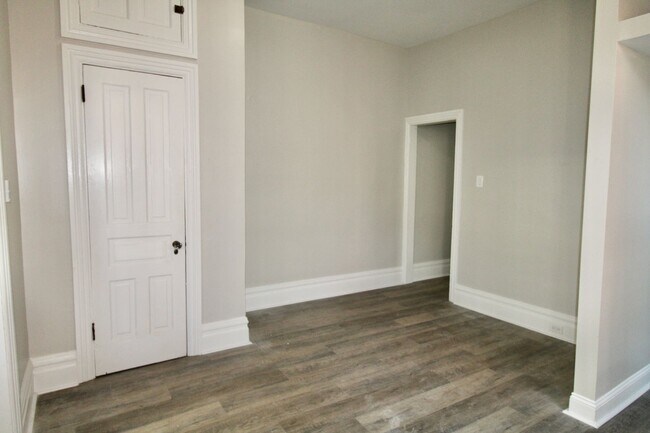 Building Photo - 1911 N 2nd St