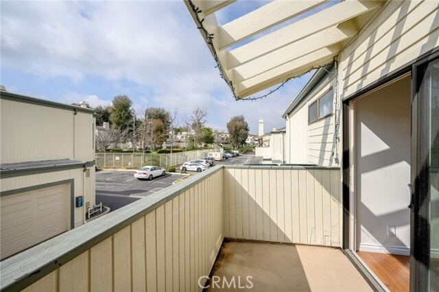 Building Photo - 10475 Newhome Ave