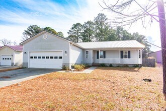 Building Photo - Great home in Hubert
