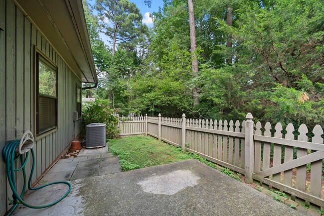 Building Photo - 7926 Brown Bark Pl
