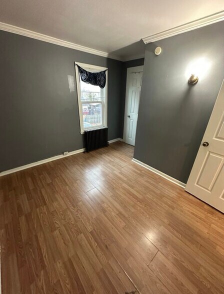 Building Photo - 296 Tolland St