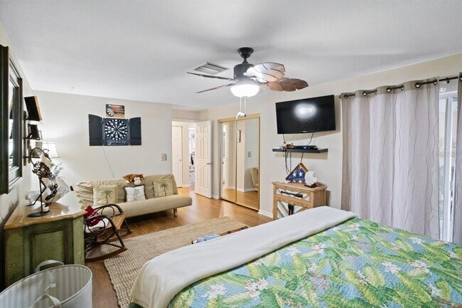 Building Photo - 355 Boca Ciega Point Blvd S