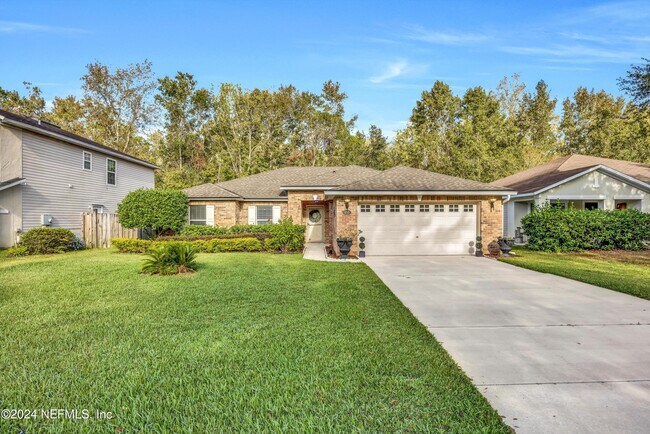 Building Photo - 657 MacKenzie Cir