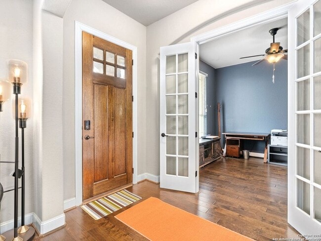 Building Photo - 1714 Kosmas Dr