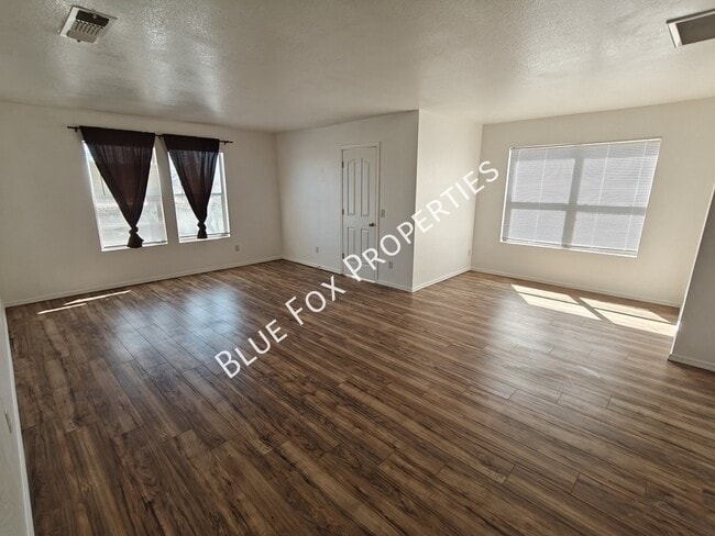 Building Photo - 3421 N Green Gulch Ct