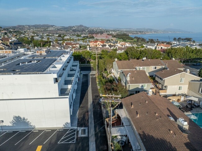 Building Photo - 24722 Del Prado Ave