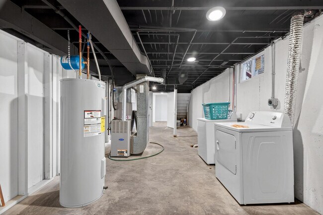 Building Photo - 3831 Brown Rd