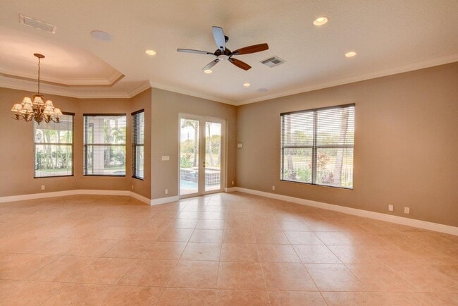 Building Photo - 6669 Cobia Cir