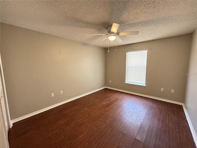 Building Photo - 10 Sawfish Ln