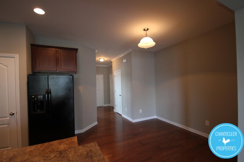 Building Photo - 2233 Sunny Cove Dr