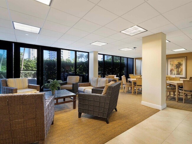 Building Photo - 4200 N Ocean Dr