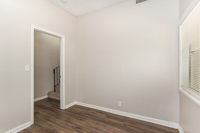 Building Photo - 6517 Sunset Dr