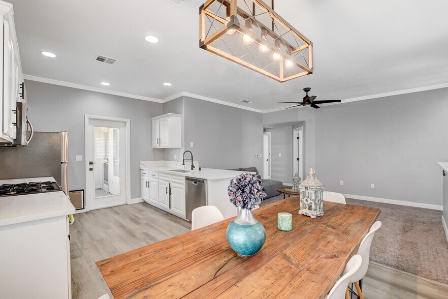 Building Photo - 1500 Ruby Cliffs Ln
