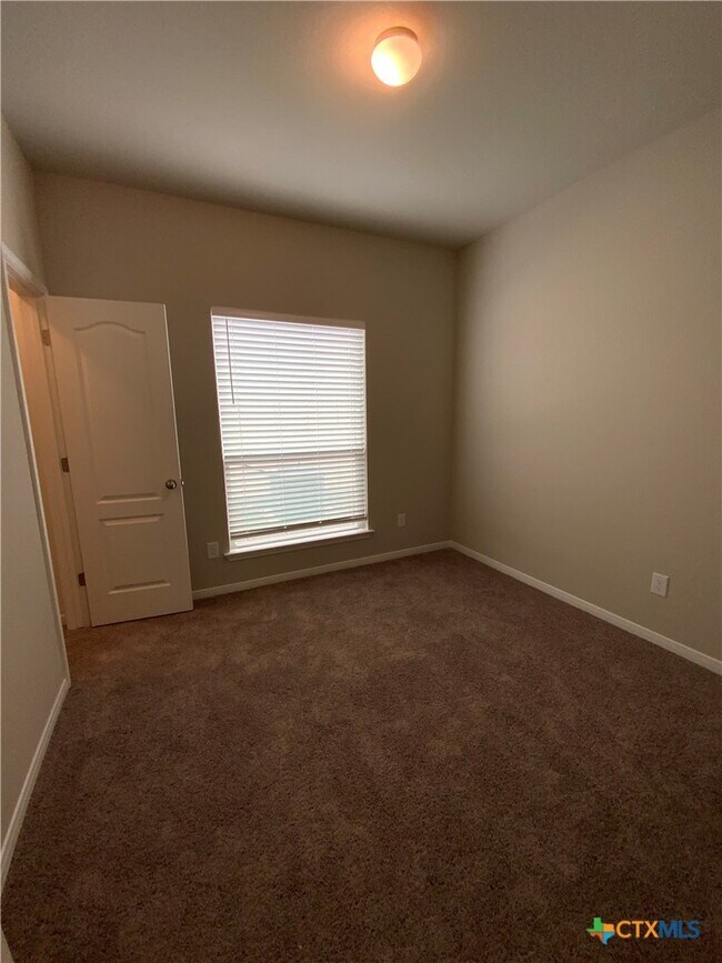 Building Photo - 1607 Curlew Ln