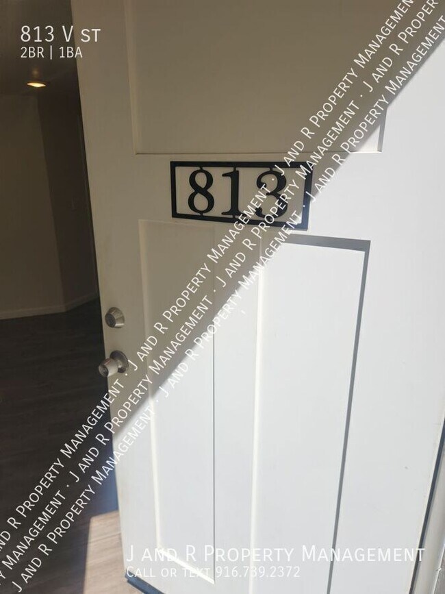 Building Photo - 813 V St
