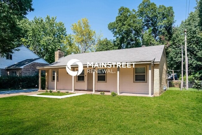 Building Photo - 3 Bedroom Pet-Friendly Home in Memphis, TN with Main Street Renewal