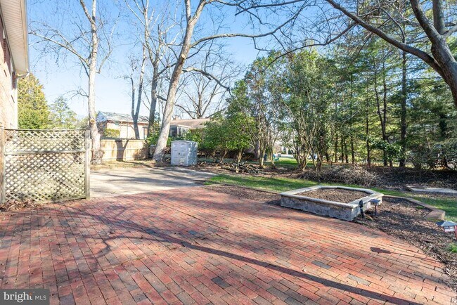 Building Photo - 7525 Salem Rd