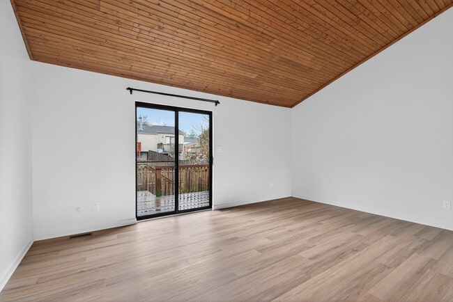 Building Photo - 2563 Crusaders Way