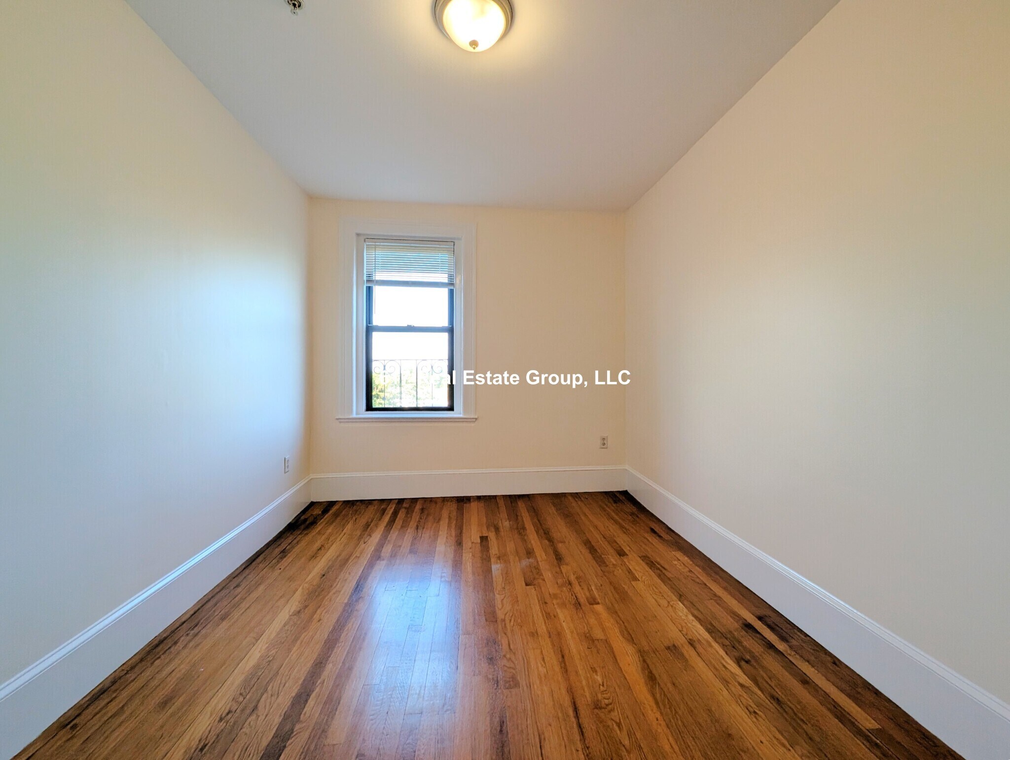 Building Photo - 881 Massachusetts Ave