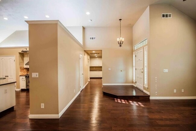 Building Photo - 1838 E Shea Dr