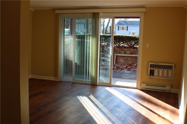 Building Photo - 130 Pilgrim Pkwy