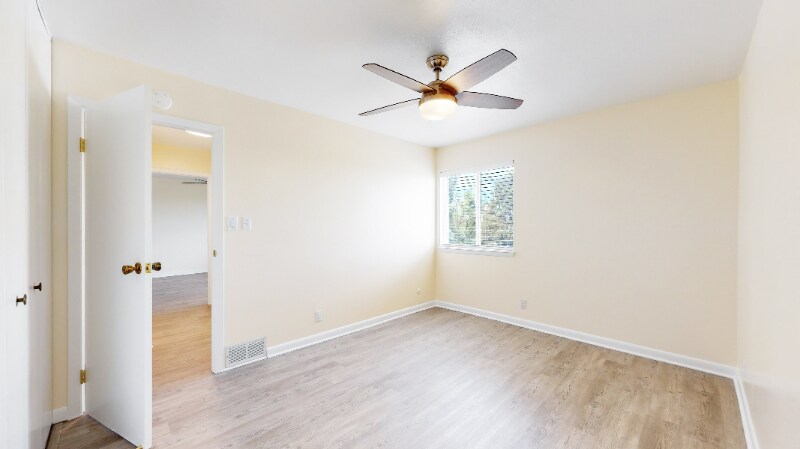Building Photo - 407 Corona Ave