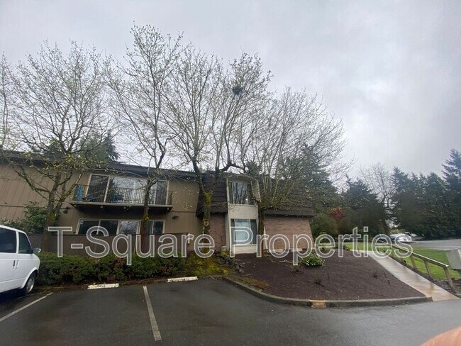 Building Photo - 11208 NE 68th St