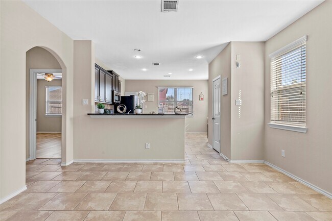 Building Photo - 13823 Double Branch Ln