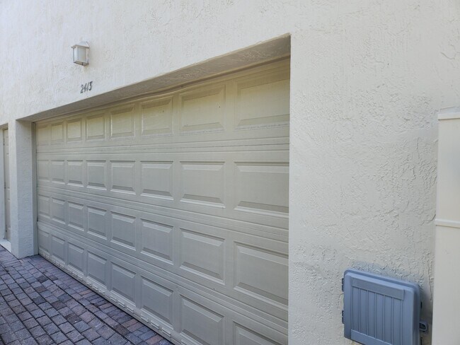 Building Photo - 2413 NW 7th St