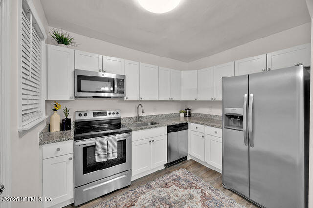 Building Photo - 6110 Lynnwood Ave