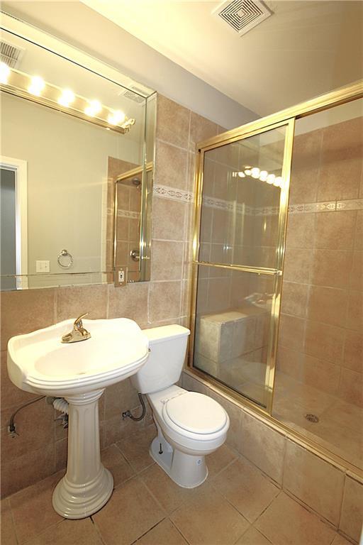 Building Photo - 2552 Chestnut Landing