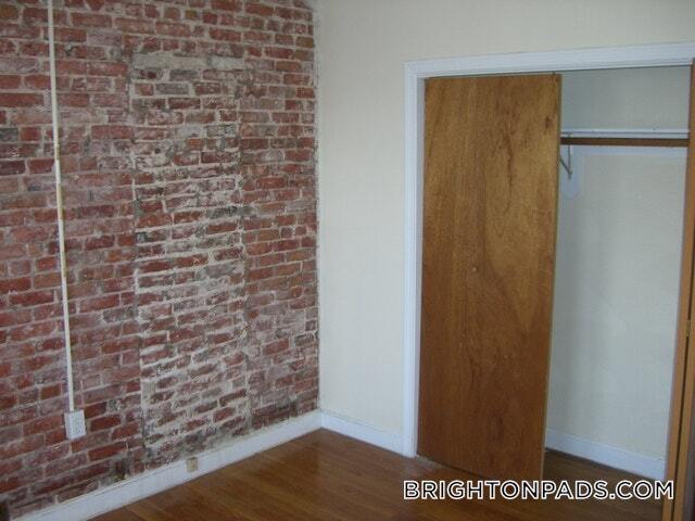 Building Photo - 14 Colborne Rd