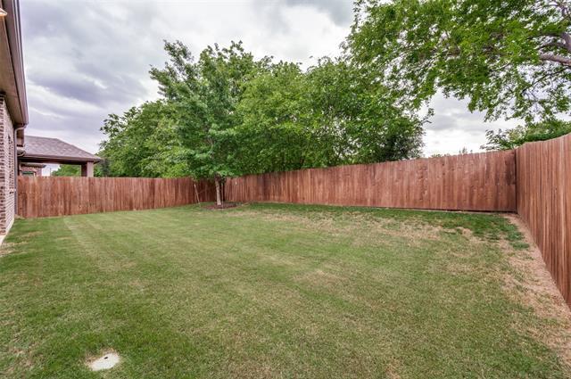 Building Photo - 1016 Lake Sierra Wy