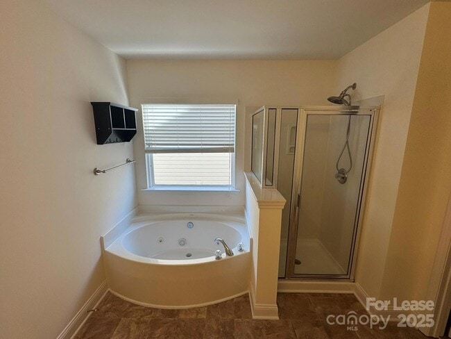Building Photo - 6622 Latherton Ln