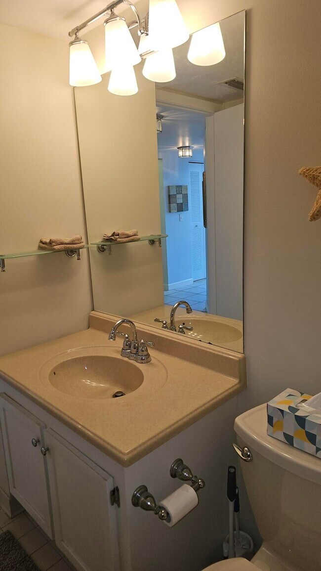 Building Photo - 3138 Via Poinciana