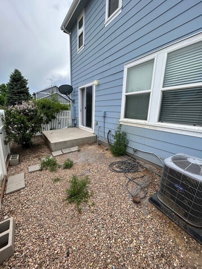 Building Photo - Welcome to your Dream Home!