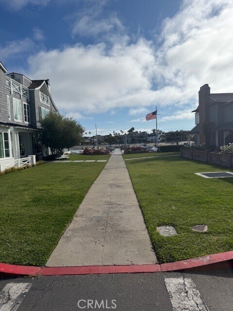 Building Photo - 65 Beacon Bay