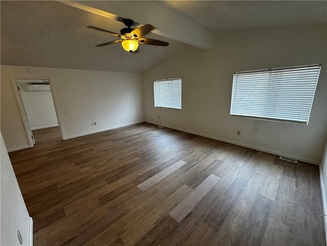 Building Photo - 1103 Copper Dr