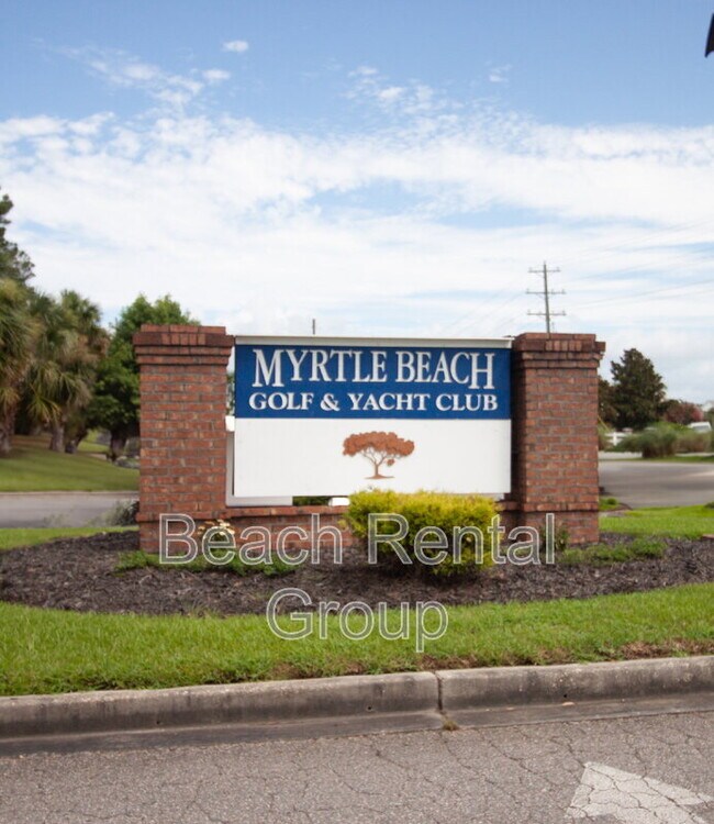 Building Photo - 6840 Blue Heron Blvd